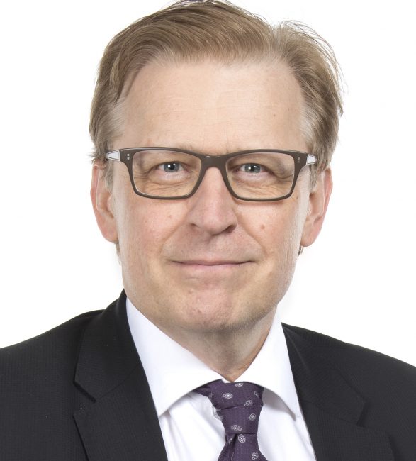Jukka Kärkkäinen - Professio