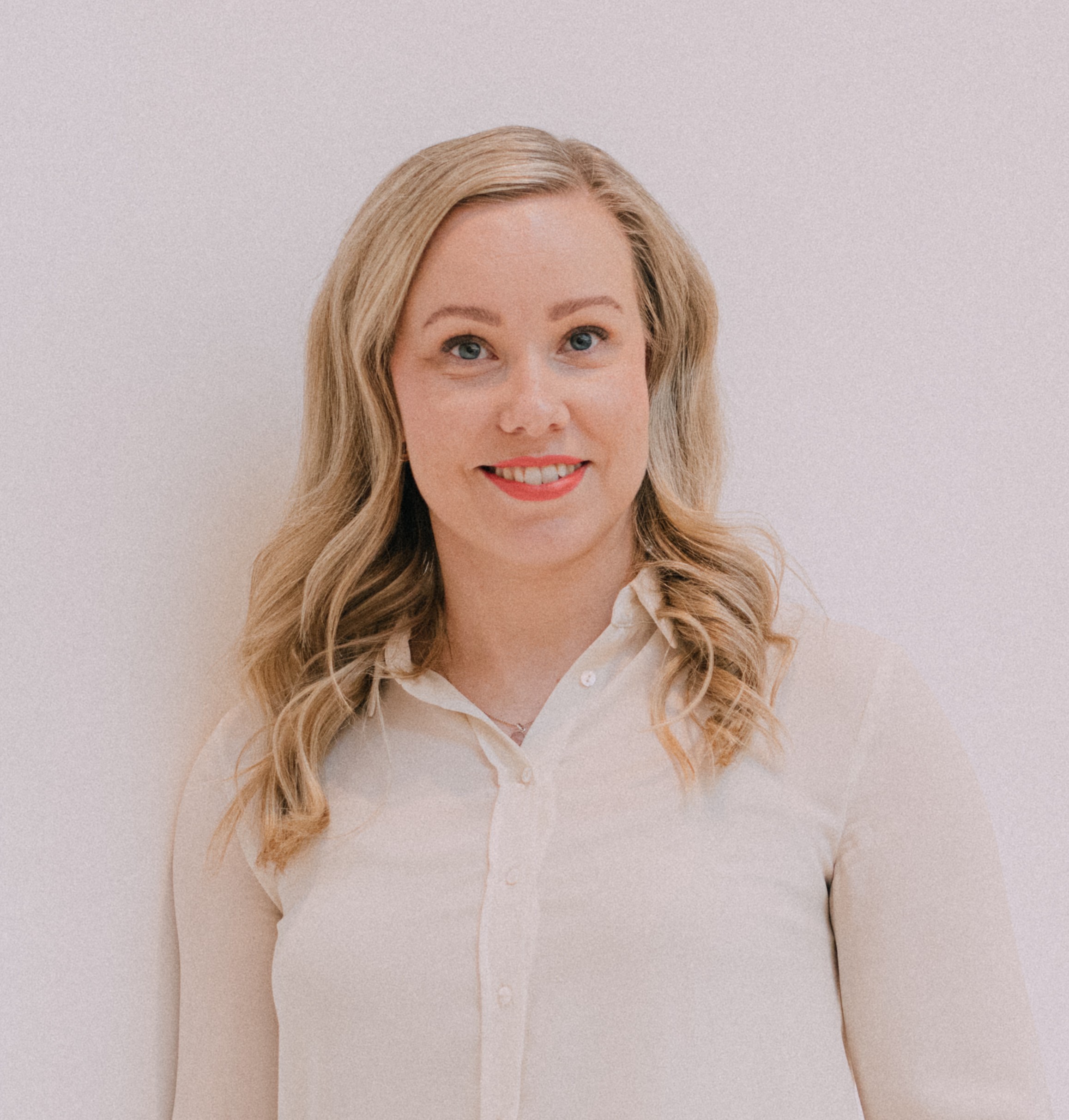 Marika Gröhn, Professio