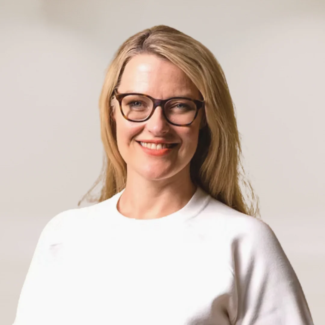 EIRA  ROOS 