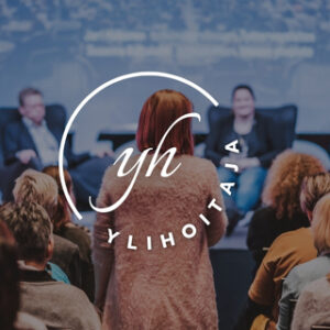 Ylihoitaja tapahtuman logo yhdessä tapahtuman taustakuvan kanssa